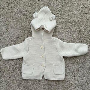 EUC Baby Gap Cream Baby Bear Garter Cardigan 3-6m